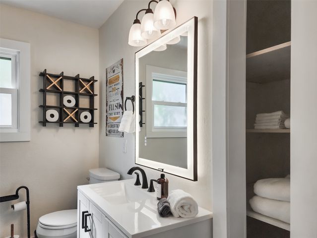 2800 Mckenzie Avenue, Waco, TX 76708