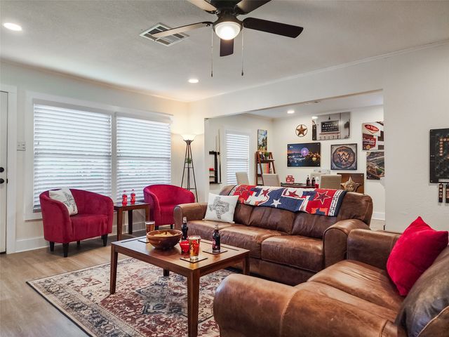 2800 Mckenzie Avenue, Waco, TX 76708