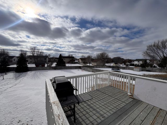 10115 Park Place Drive, Monticello, MN 55362