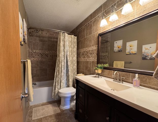 10115 Park Place Drive, Monticello, MN 55362