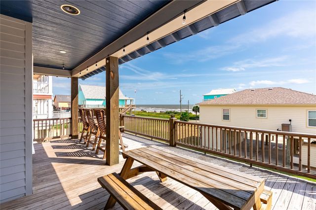 2576 Whitecap, Crystal Beach, TX 77650