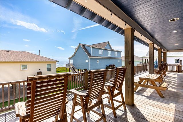 2576 Whitecap, Crystal Beach, TX 77650