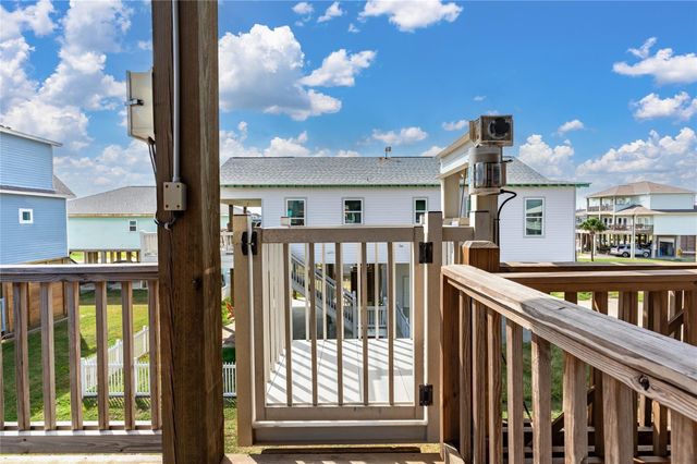 2576 Whitecap, Crystal Beach, TX 77650