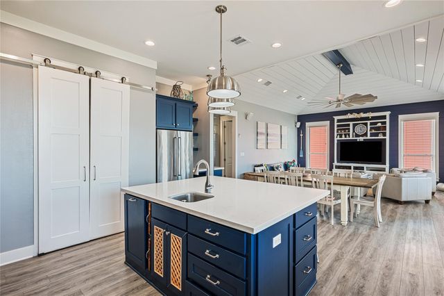2576 Whitecap, Crystal Beach, TX 77650