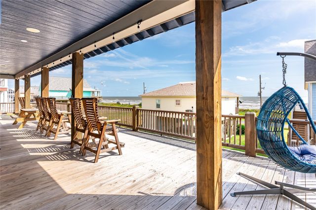 2576 Whitecap, Crystal Beach, TX 77650