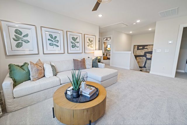 4154 Dream Beetle Loop, Rockvale, TN 37153