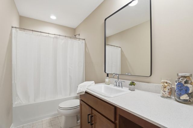 6173 Jadwinn Drive, Westerville, OH 43081
