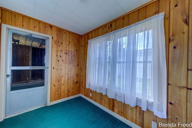 1109 Francis Avenue, Muskegon, MI 49442