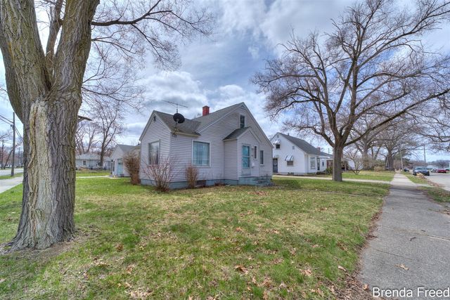 1109 Francis Avenue, Muskegon, MI 49442