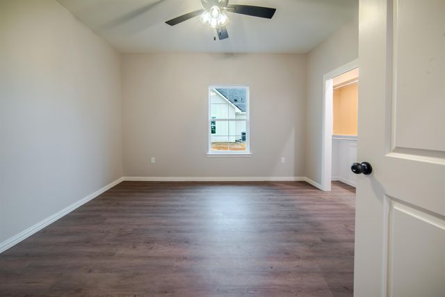 2656 Hendricks Street, Gladewater, TX 75647