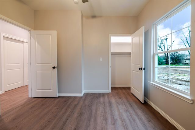 2656 Hendricks Street, Gladewater, TX 75647