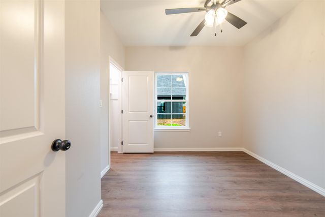 2656 Hendricks Street, Gladewater, TX 75647