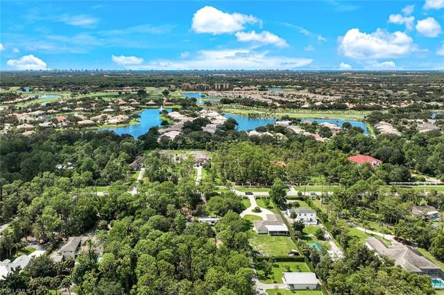 170 Logan BLVD N, Naples, FL 34119