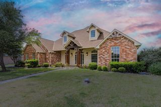 2703 Sleepy Hollow Road, Ennis, TX 75119