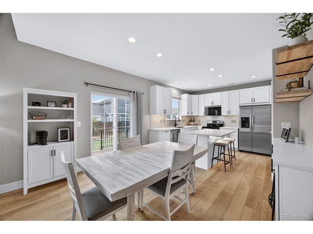 196 N Millbrook St, Aurora, CO 80018