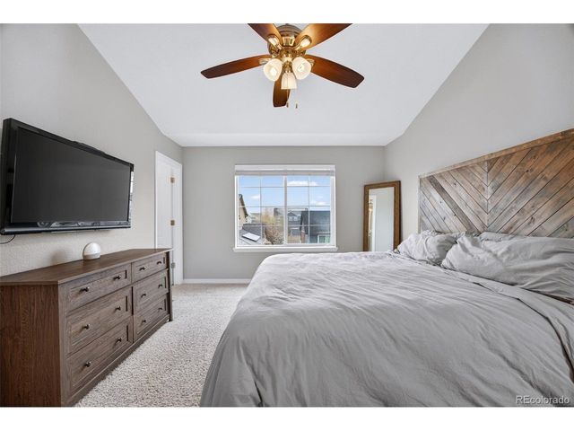 196 N Millbrook St, Aurora, CO 80018