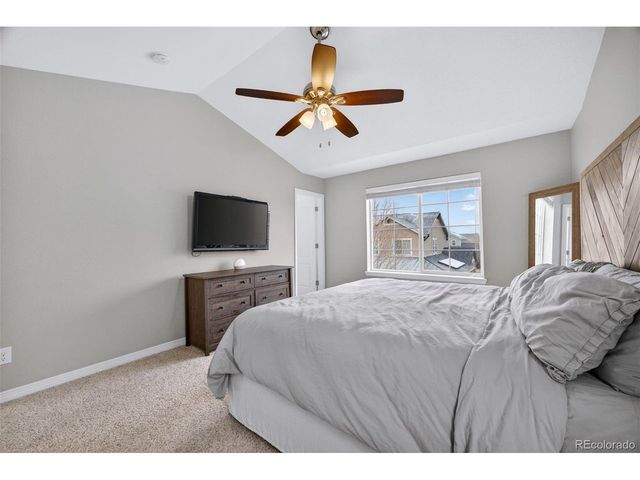 196 N Millbrook St, Aurora, CO 80018