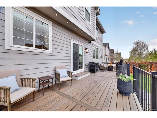 196 N Millbrook St, Aurora, CO 80018