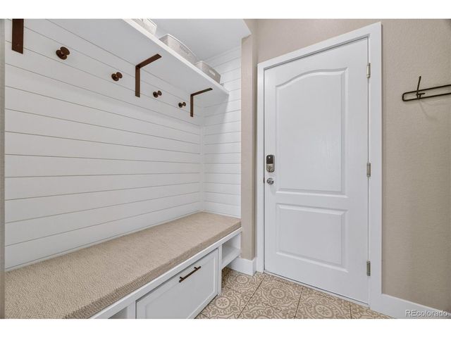 196 N Millbrook St, Aurora, CO 80018