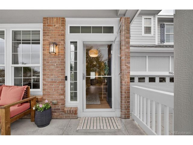 196 N Millbrook St, Aurora, CO 80018