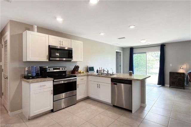 4323 NE 21st AVE, Cape Coral, FL 33909