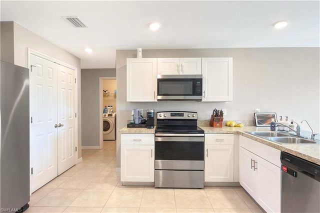 4323 NE 21st AVE, Cape Coral, FL 33909