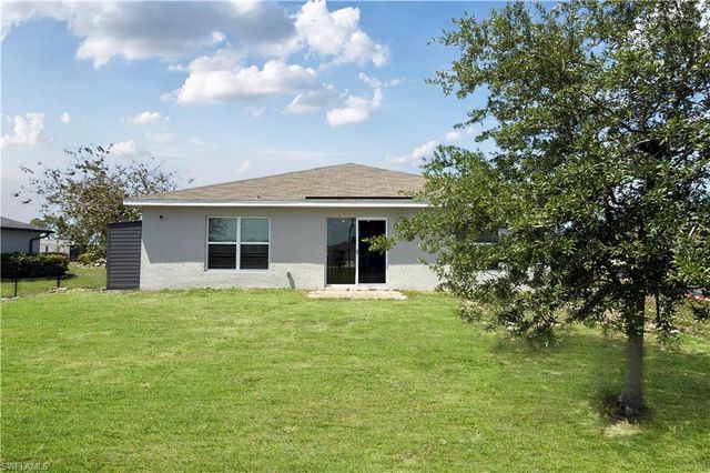 4323 NE 21st AVE, Cape Coral, FL 33909