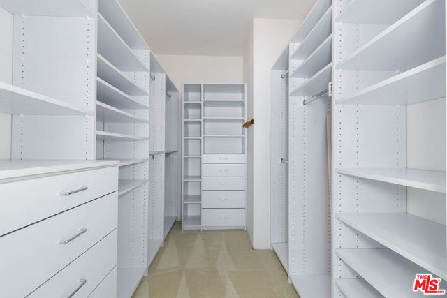 1827 Barry Avenue 2, Los Angeles, CA 90025