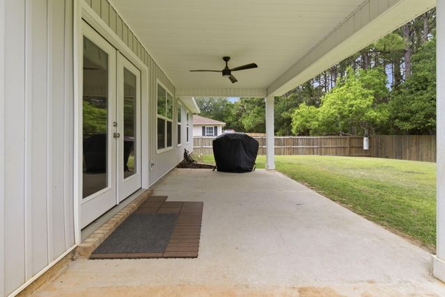 5624 Charter Circle, Gulf Breeze, FL 32563