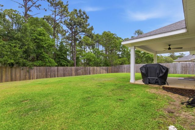 5624 Charter Circle, Gulf Breeze, FL 32563