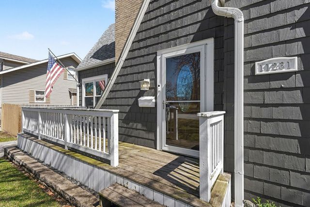 11231 S Worth Avenue, Worth, IL 60482