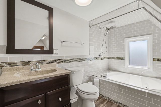 11231 S Worth Avenue, Worth, IL 60482