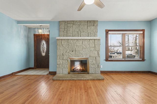 11231 S Worth Avenue, Worth, IL 60482