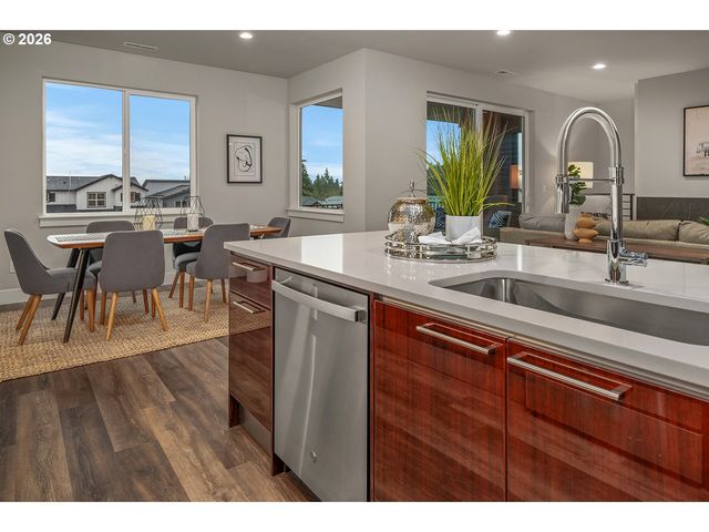 15777 Sw VANDERWOOD Ave, Tigard, OR 97224