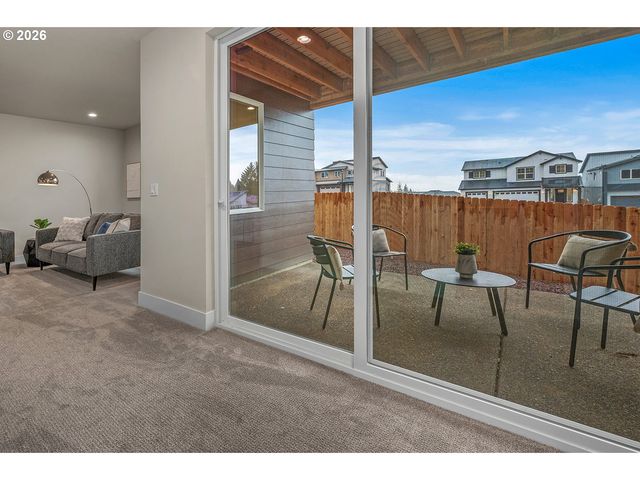 15777 Sw VANDERWOOD Ave, Tigard, OR 97224