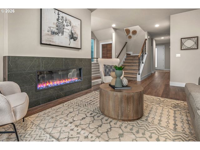 15777 Sw VANDERWOOD Ave, Tigard, OR 97224