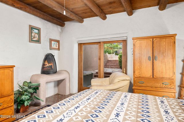 6001 E Paseo Ventoso, Tucson, AZ 85750
