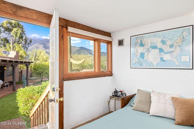 6001 E Paseo Ventoso, Tucson, AZ 85750