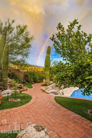 6001 E Paseo Ventoso, Tucson, AZ 85750