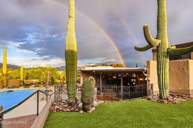 6001 E Paseo Ventoso, Tucson, AZ 85750