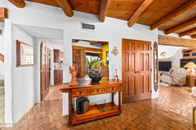 6001 E Paseo Ventoso, Tucson, AZ 85750