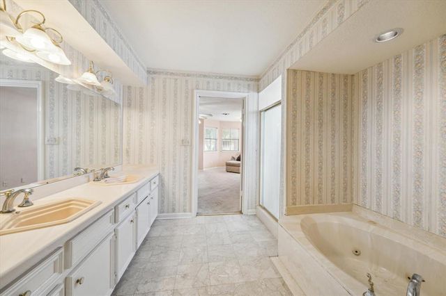 2739 Blue Glen Lane, Houston, TX 77073