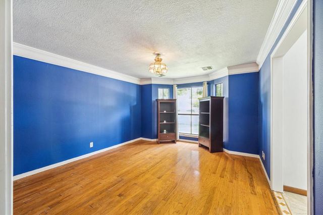 2739 Blue Glen Lane, Houston, TX 77073