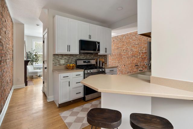 258 E 2nd Avenue, Columbus, OH 43201