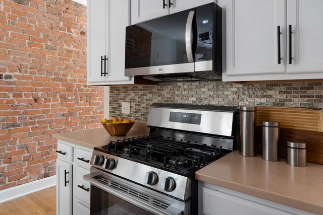 258 E 2nd Avenue, Columbus, OH 43201