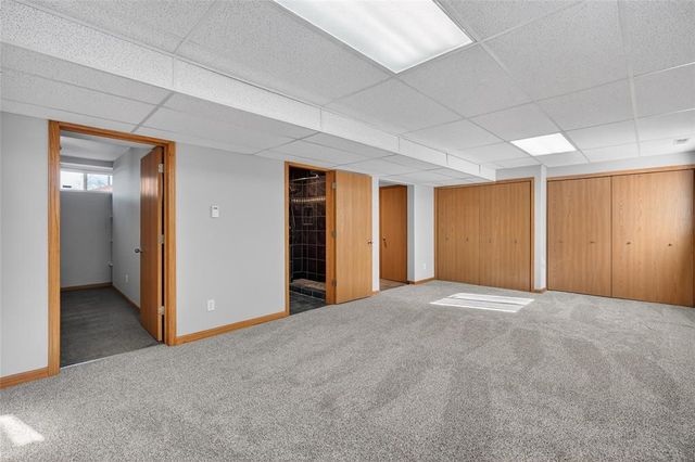 3021 E 29th Street, Des Moines, IA 50317