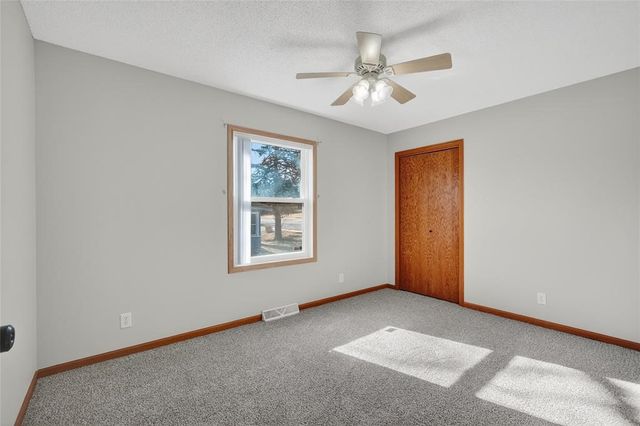 3021 E 29th Street, Des Moines, IA 50317