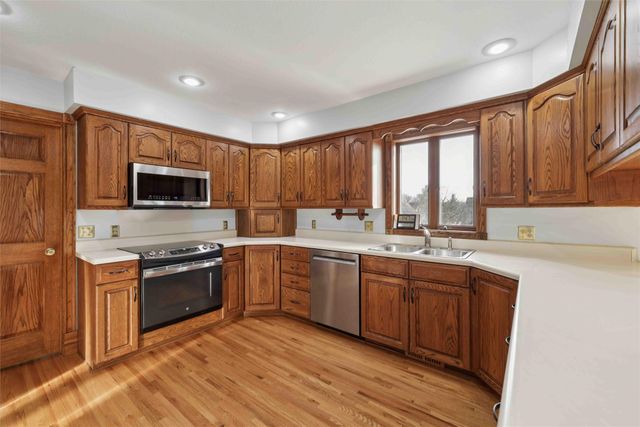 1019 Scott Felton Road, Indianola, IA 50125