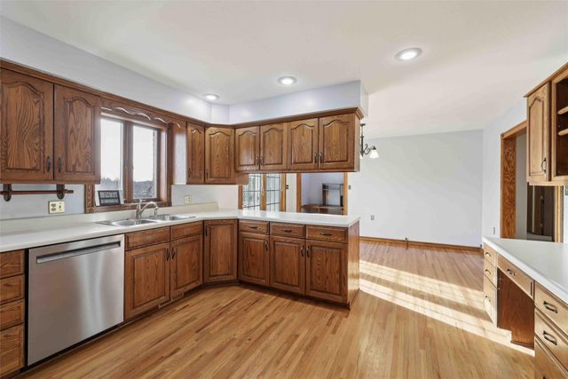 1019 Scott Felton Road, Indianola, IA 50125