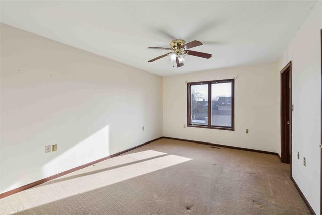 1019 Scott Felton Road, Indianola, IA 50125